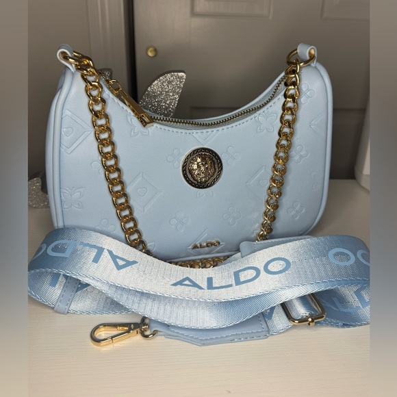 Aldo Sky Blue Shoulder Bag with Gold Chain - Picture 1 of 2